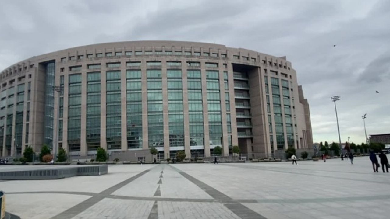 CUMHURBAŞKANI’NIN KONUTUNUN FOTOĞRAFINI ÇEKTİKLERİ İÇİN TUTUKLANAN İSRAİLLİ ÇİFT SERBEST BIRAKILDI