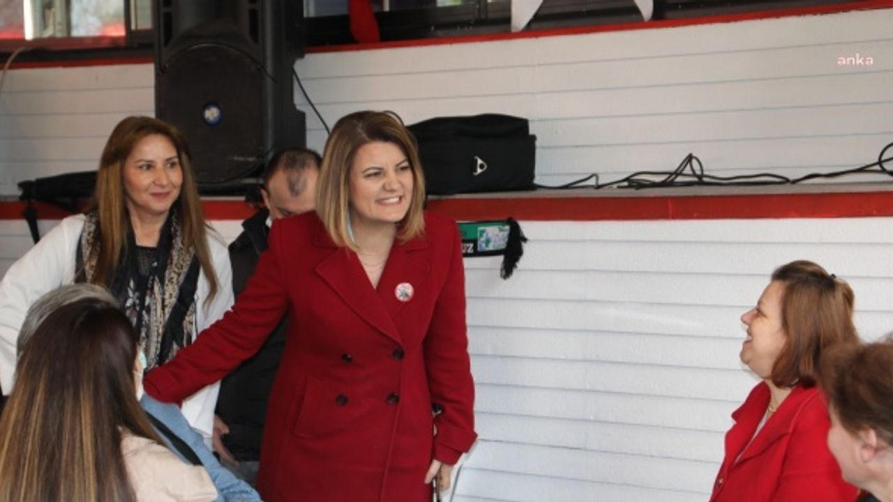 FATMA KAPLAN HÜRRİYET, “102 KADIN 102 BAKIŞ” PROGRAMINDA KADINLARLA BİR ARAYA GELDİ