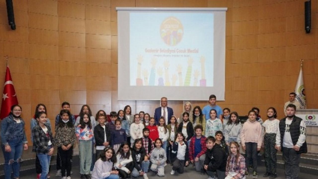 İzmir Gaziemir Belediyesi Çocuk Meclisi yola çıktı