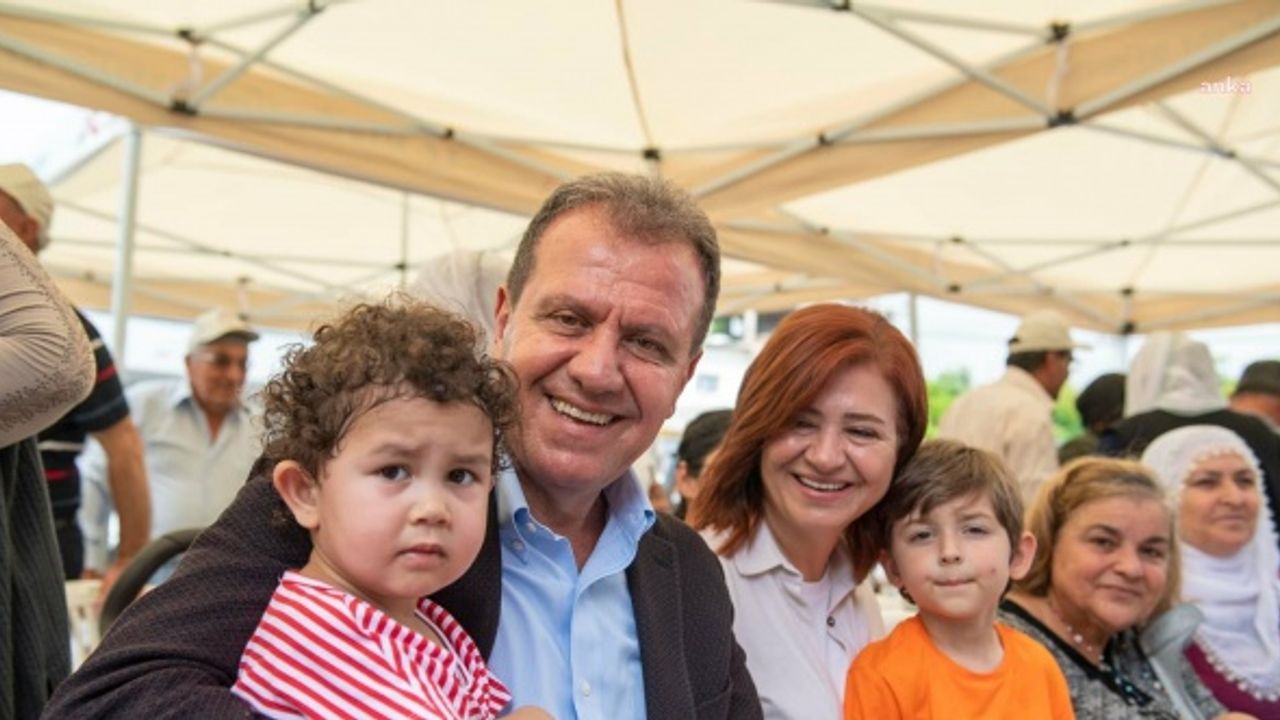 VAHAP SEÇER: “BİZ HERKESİ KUCAKLIYORUZ, MERSİN'İ SEVİYORUZ”