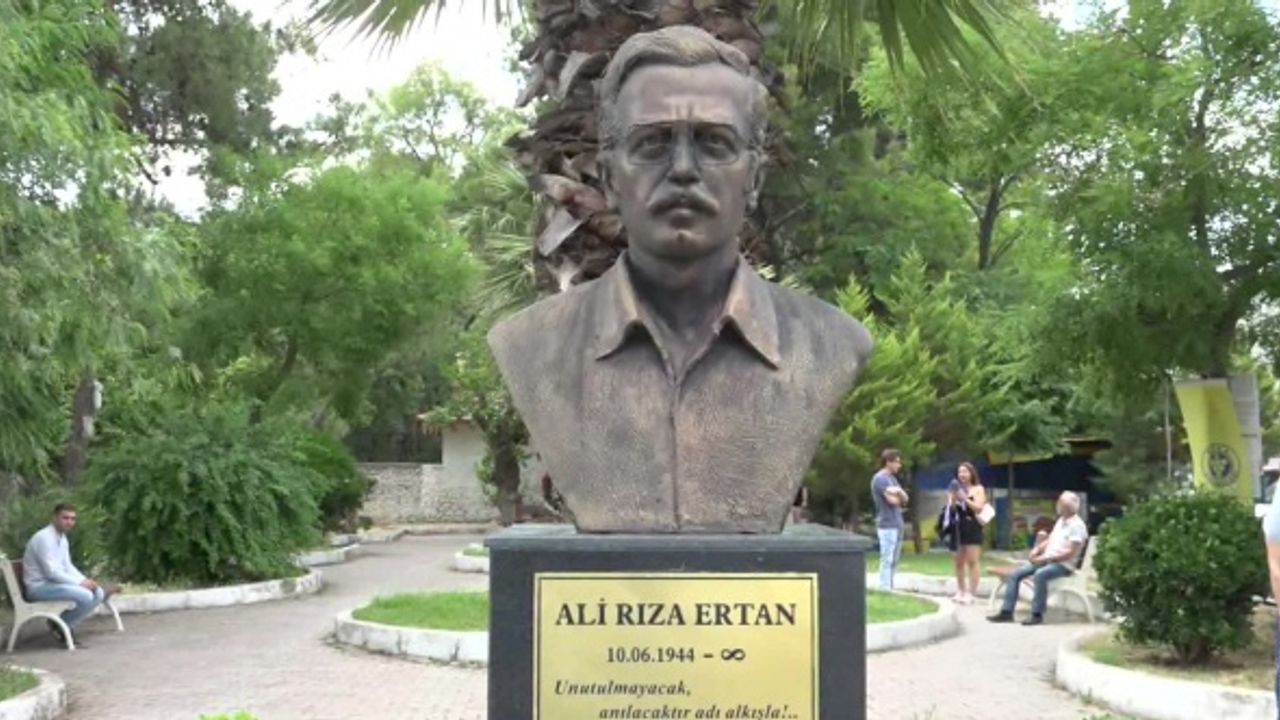BUCA’DA ALİ RIZA ERTAN ŞİİR YARIŞMASI’NIN KAZANANLARI BELLİ OLDU