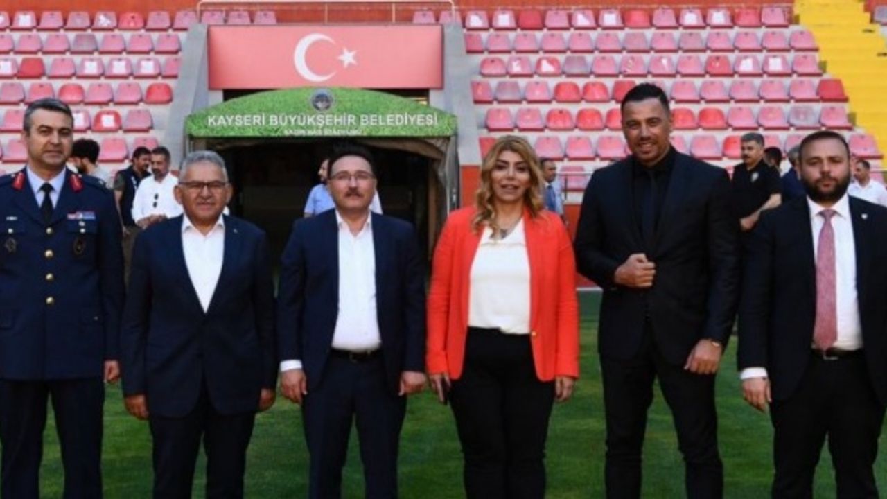 Memduh Büyükkılıç'tan Kayserispor'un hocası Çağdaş Atan'a mesaj
