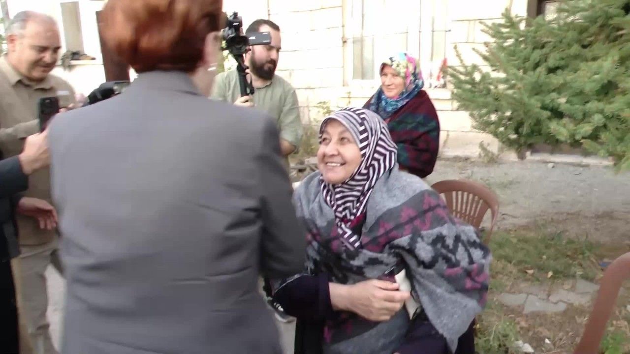 MERAL AKŞENER’DEN ESKİŞEHİR MİLLETVEKİLİ HATİPOĞLU’NUN PARTİDEN İSTİFASIYLA İLGİLİ AÇIKLAMA: "SAYGI DUYUYORUM. SAYIN HATİPOĞLU'NA BAŞARILAR DİLİYORUM. BENİM DEĞİL, ESKİŞEHİRLİLERİN NASIL KARŞILADIĞI ÖNEMLİ”