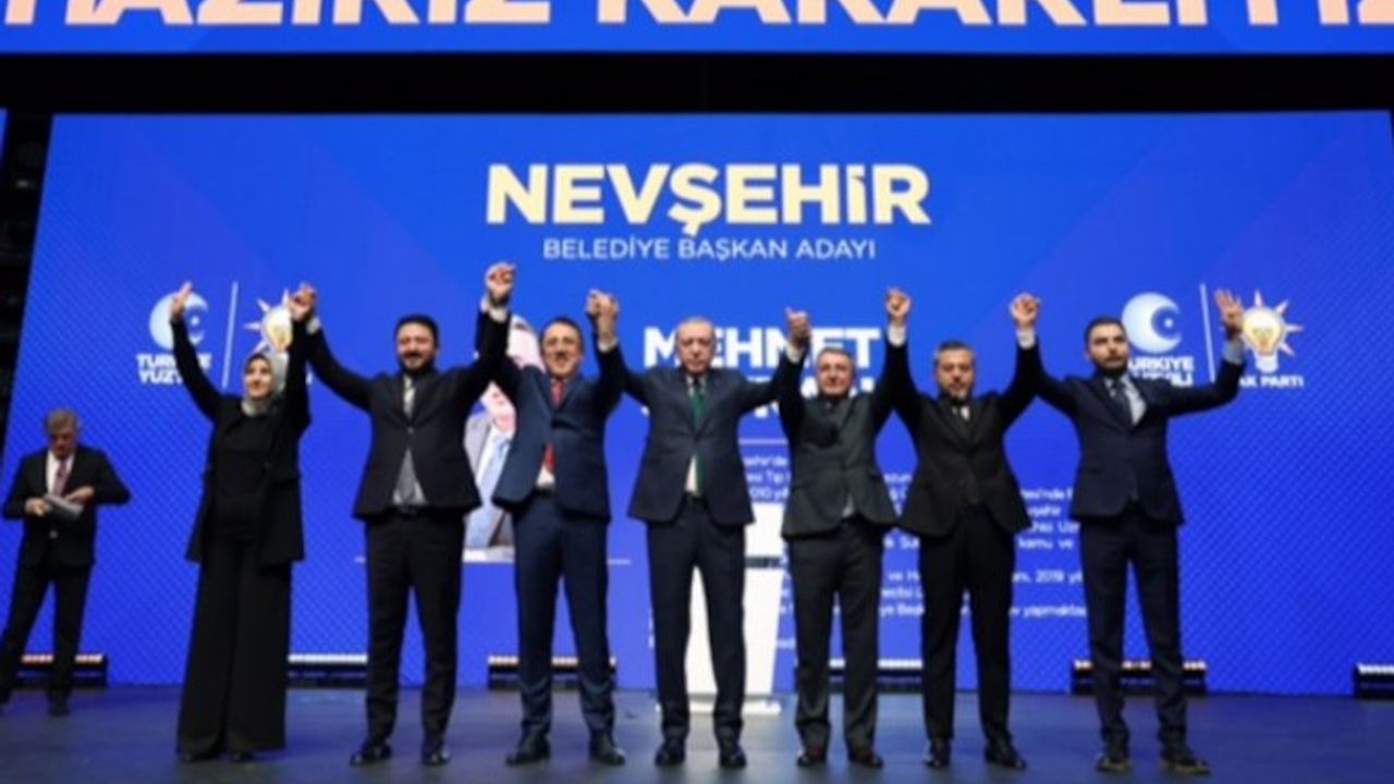Cumhurbaşkanı Erdoğan: "Milletimize hizmet etmeye talibiz"