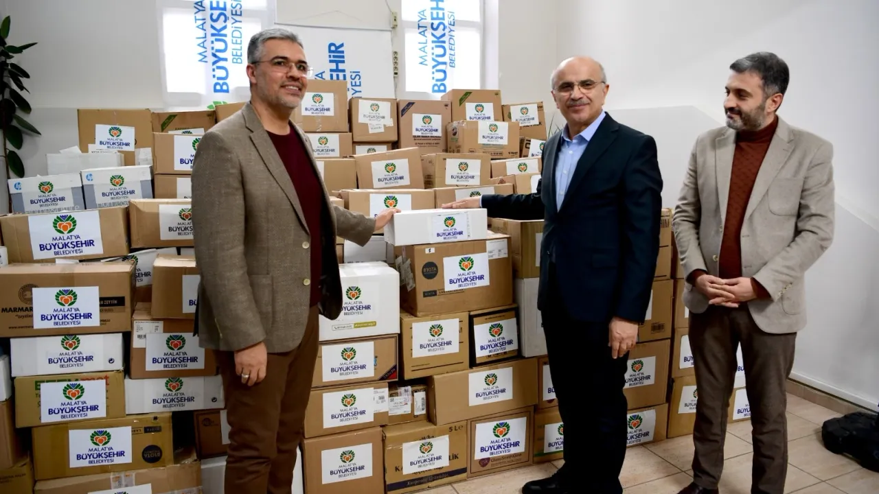 Malatya'dan Suriye'ye ilaç yardımı