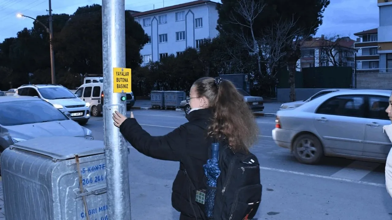 Balıkesir'de yaya güvenliği için butona basıldı