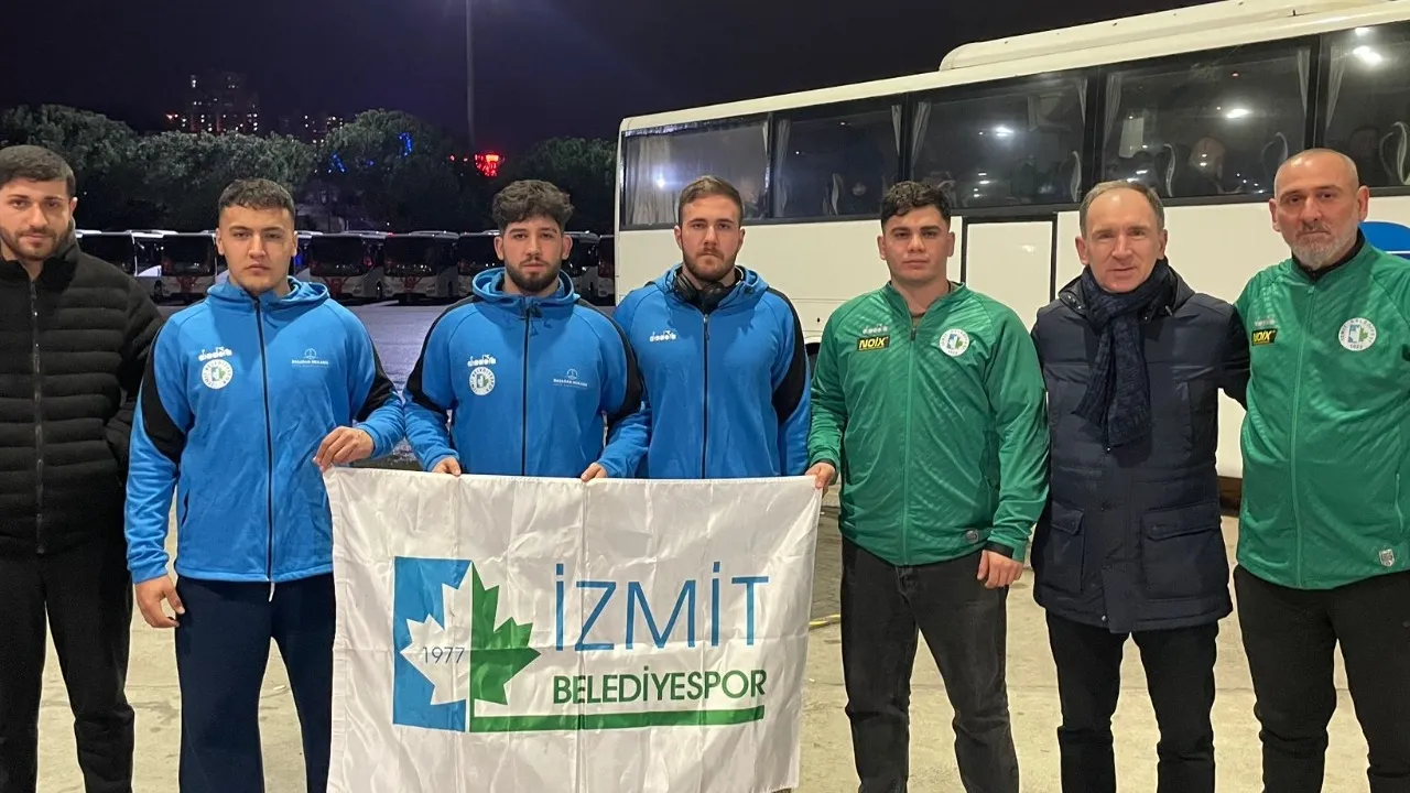 İzmitli güreşciler, Türkiye Şampiyonası için Sivas’ta