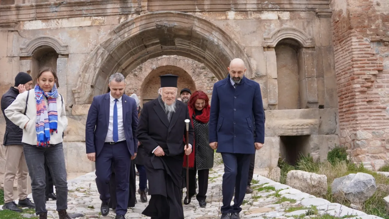 Patrik Bartholomeos'tan Bursa İznik’e ziyaret... İznik'te Papa hazırlığı