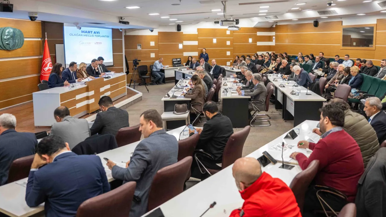 Bornova Belediyesi'nden temizlik atağı