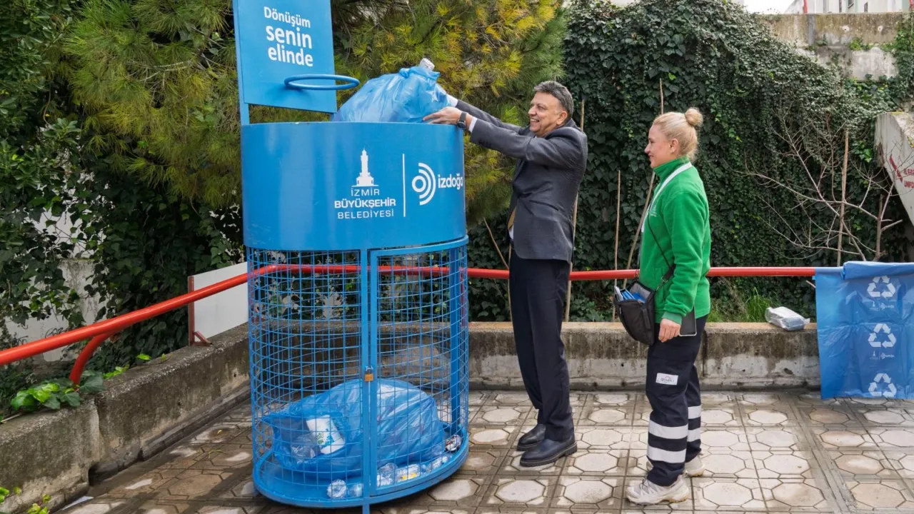İzmir'de geri dönüşüm atağı evlerden sanayiye yayılıyor
