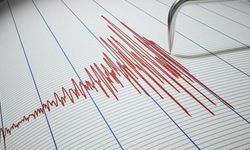 Türkiye İran Sınırında Şiddetli Deprem