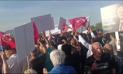 ANTALYA'DA MESUT KOCAGÖZ’ÜN TUTUKLANMASINA CHP’LİLERDEN PROTESTO