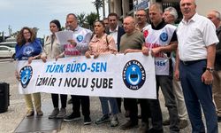 İZMİR'DE TÜRK BÜRO-SEN ÜYELERİNDEN KAMUDA TASARRUF PAKETİ KAPSAMINDA PERSONEL SERVİSLERİNİN KALDIRILMASINA TEPKİ