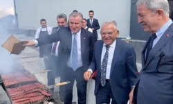 AKP'liler 'sucuk mangal' keyfi yaptı, sosyal medyada tepki yağdı: 'Millet evine ekmek götüremiyor...'