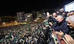 İzmit Kent Meydanı’nda tarihi kutlama