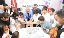Ankara Keçiören'de engelli çocuklara karne hediyesi