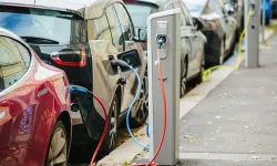 Elektrikli otomobil reklamları mercek altında! Yanıltıcı menzil beyanlarına rekor cezalar!