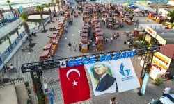 İzmir Güzelbahçe Gece Pazarı yenilenen yüzüyle açıldı
