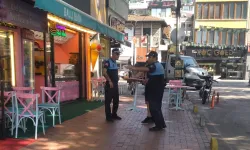 İzmit’te kaldırımlar yenileniyor
