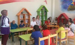 Özel çocuklar İZGİM’de kitaplarla ve el sanatlarıyla tanıştı