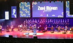 “Zeki Müren Şarkıları” konseri yoğun ilgi gördü