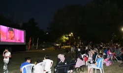 Bursa Osmangazi’de açık hava sinema keyfi devam ediyor