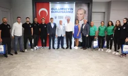 Bursa'nın gururu sporculardan Büyükşehir'e ziyaret