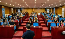 Diyarbakır'da stajyerlere iş sağlığı ve güvenliği eğitimi