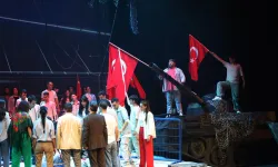 "En Uzun Gece" destanına ilk temsil