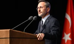 Fahrettin Altun'dan Özel’e 'Sokak vesayeti dilini reddediyoruz' tepkisi!