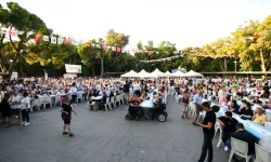 Kardeşlik ve dayanışma rüzgarları Bornova’da esecek