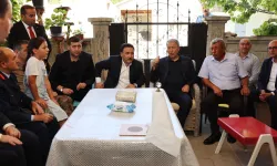 Kayseri protokolünden 15 Temmuz şehitlerinin aileleri ve kabirlerine ziyaret