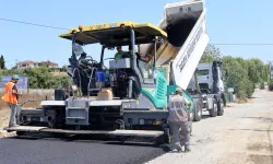 Sakarya Kaynarca’da asfalt mesaisini sürdürüyor