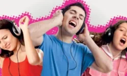 Üniversitelinin müzik karnesi belli oldu! Her 10 gençten 9'u her gün müzik dinliyor!