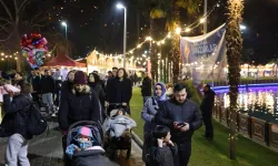 Bursa Büyükşehir'in Ramazan Meydanı ışıl ışıl