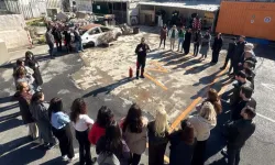 İstanbul Maltepe'de öğretmenlere yangın müdahale eğitimi verildi