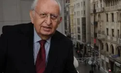 Hüsamettin Cindoruk hayatını kaybetti