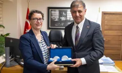 İzmir'in Fransa şehirleriyle bağı güçleniyor 