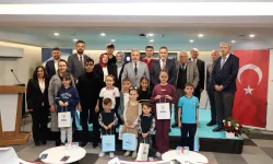 Kayseri Talas'ta kitap kurtları ödüllendirildi