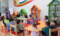 Koceli'de İZGİM Çocuk Kütüphanesi, öğrencileri ağırladı