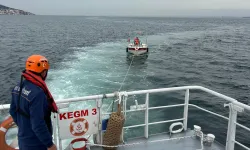 Küçükyalı açıklarında sürüklenen tekne kurtarıldı