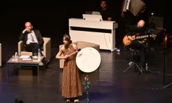 Muratpaşa'da şiir ve müzik dolu gece