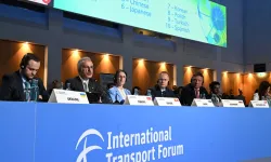 Bakan Uraloğlu, ITF'nin yeni dönem başkanı seçildi