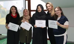 Kocaeli İZGİM'de anne adaylarının sertifika sevinci