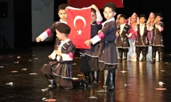 Bursa Yuvam'da yıl sonu coşkusu