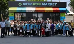Kütahyalı öğrencilerden Sıfır Atık Market'e örnek katkı
