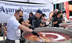 Manisa Büyükşehir'den pazarda 2 bin kişiye aşure ikramı