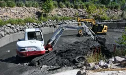 Manisa'da Safran Deresi temizleniyor
