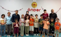 Mardin Önder'den Kur'an-ı Kerim'e geçen miniklere teşvik