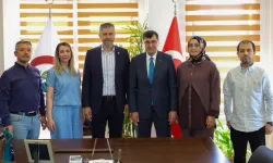 Kütahya'da Başkan Kahveci'den Eczacı Odası'na ziyaret